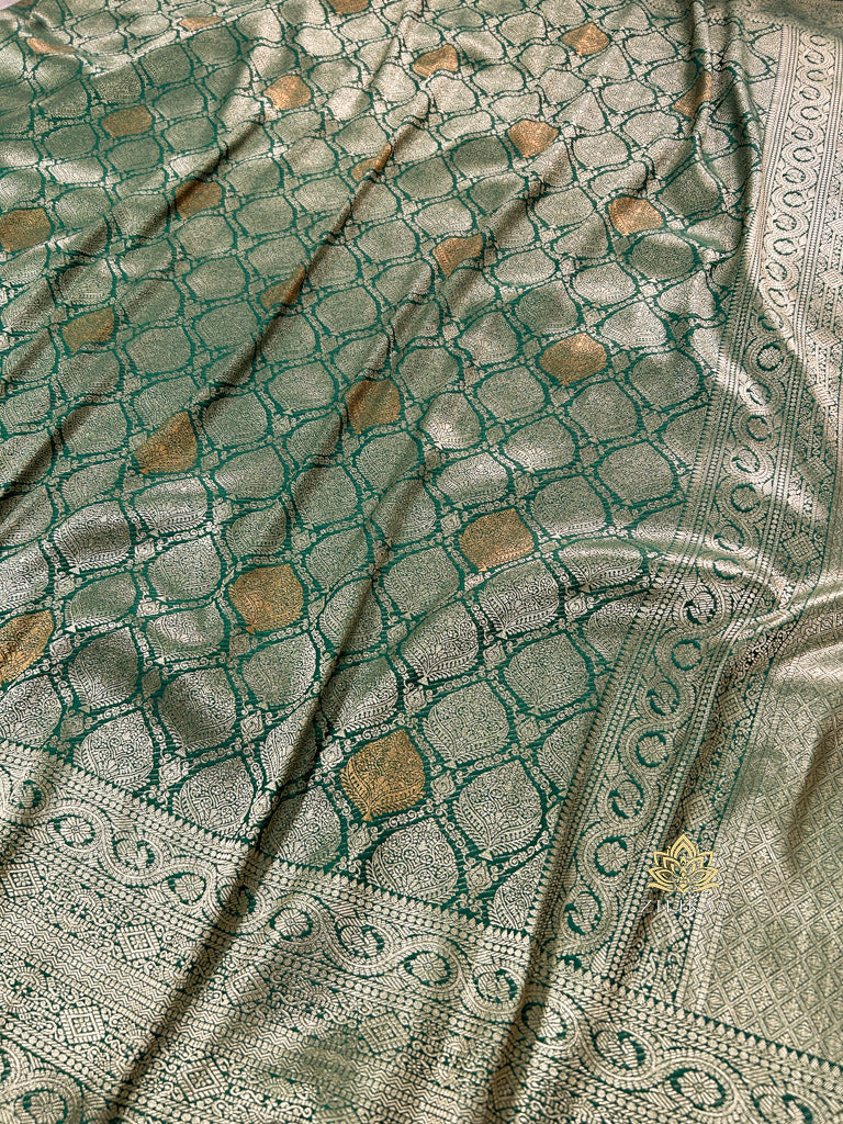 Bottle Green Kanchipuram Silk Saree