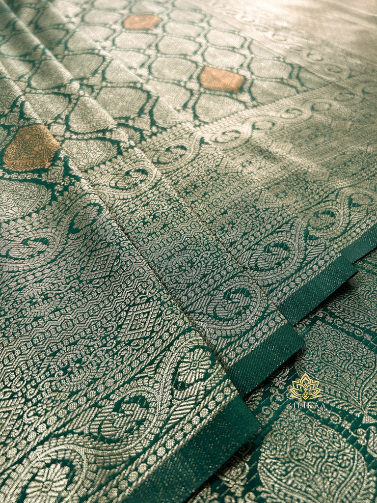 Bottle Green Kanchipuram Silk Saree
