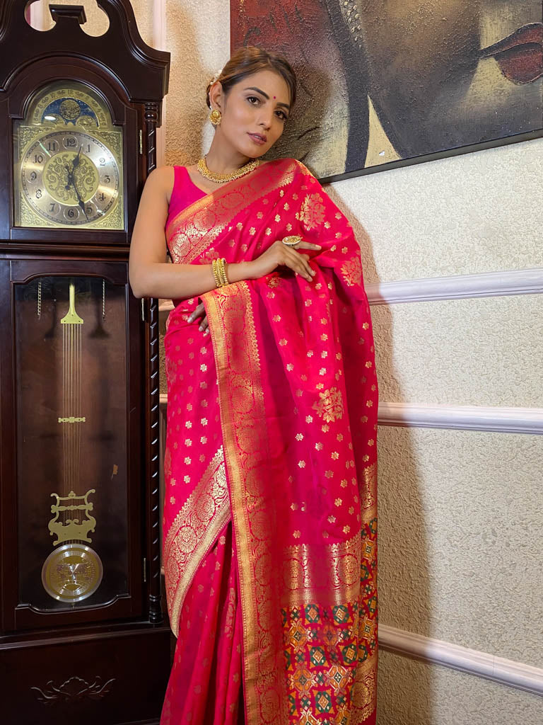 Queen Pink Banarasi Patola Silk Saree